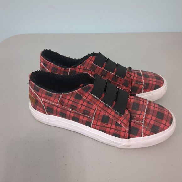 Blowfish Slip On Red and Black Buffalo Check Sneakers 9 - Picture 2 of 5